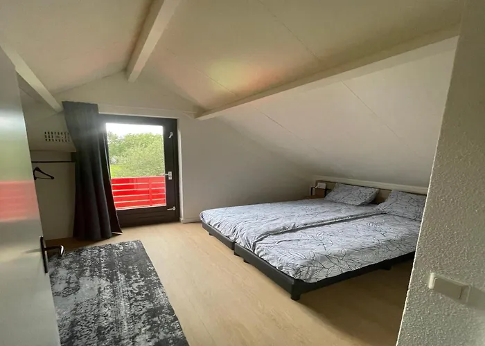 Sunny Family By The Сasa de vacaciones *