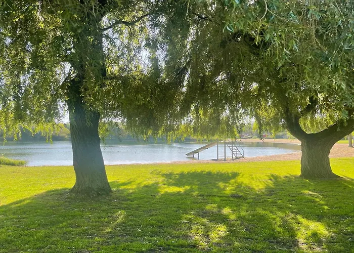 Sunny Family By The Сasa de vacaciones *