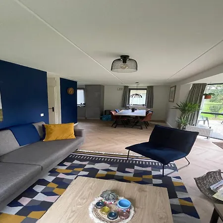 度假居 Sunny Family By The