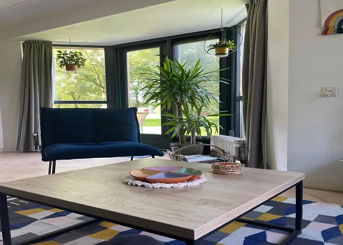 度假居 Sunny Family By The