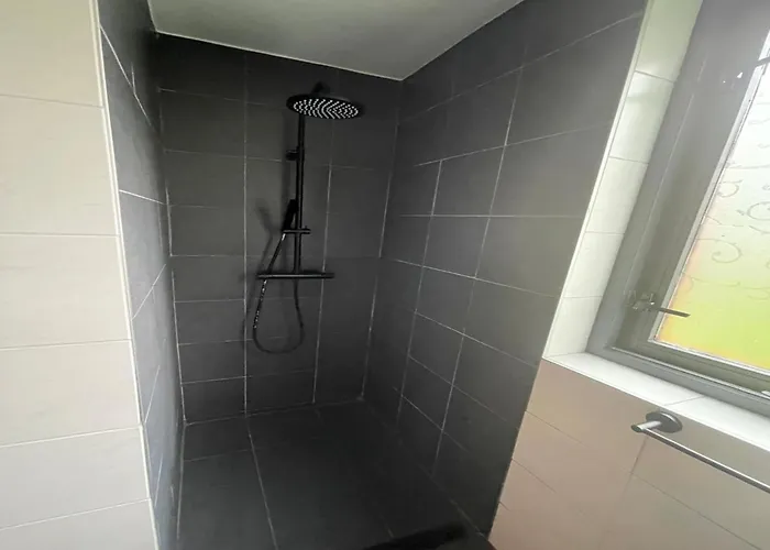 度假居 Sunny Family By The *